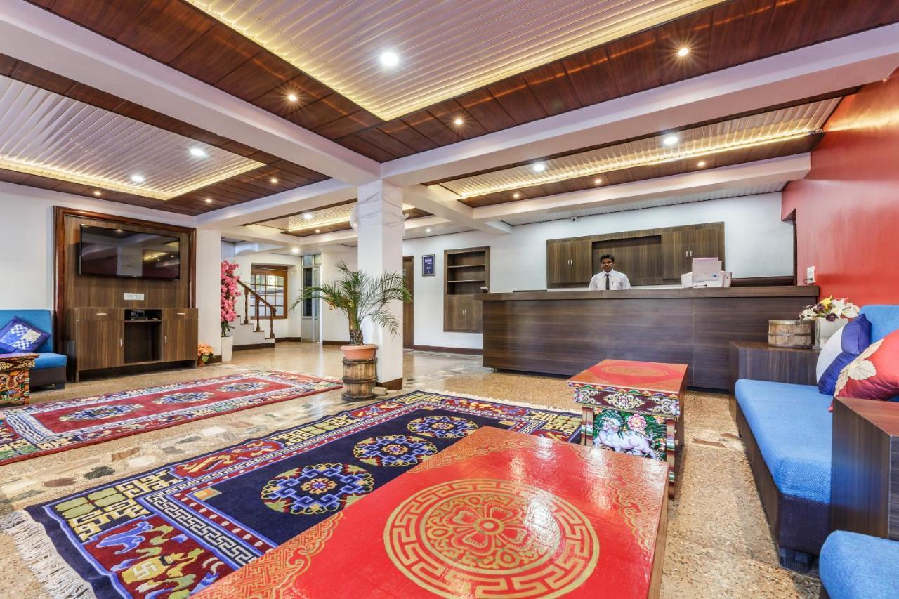 Hotel Asia Λεχ Εξωτερικό φωτογραφία