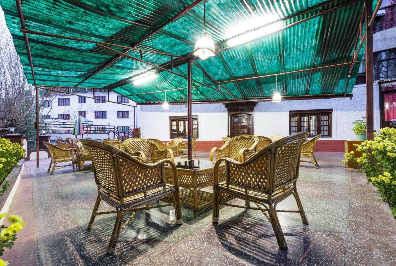 Hotel Asia Λεχ Εξωτερικό φωτογραφία